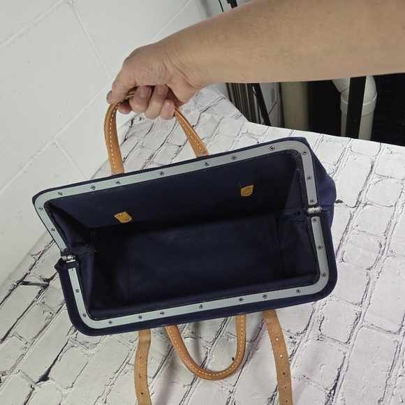 Heritage Leather Co Mason blue canvas leather doctor bag - Picture 3 of 11